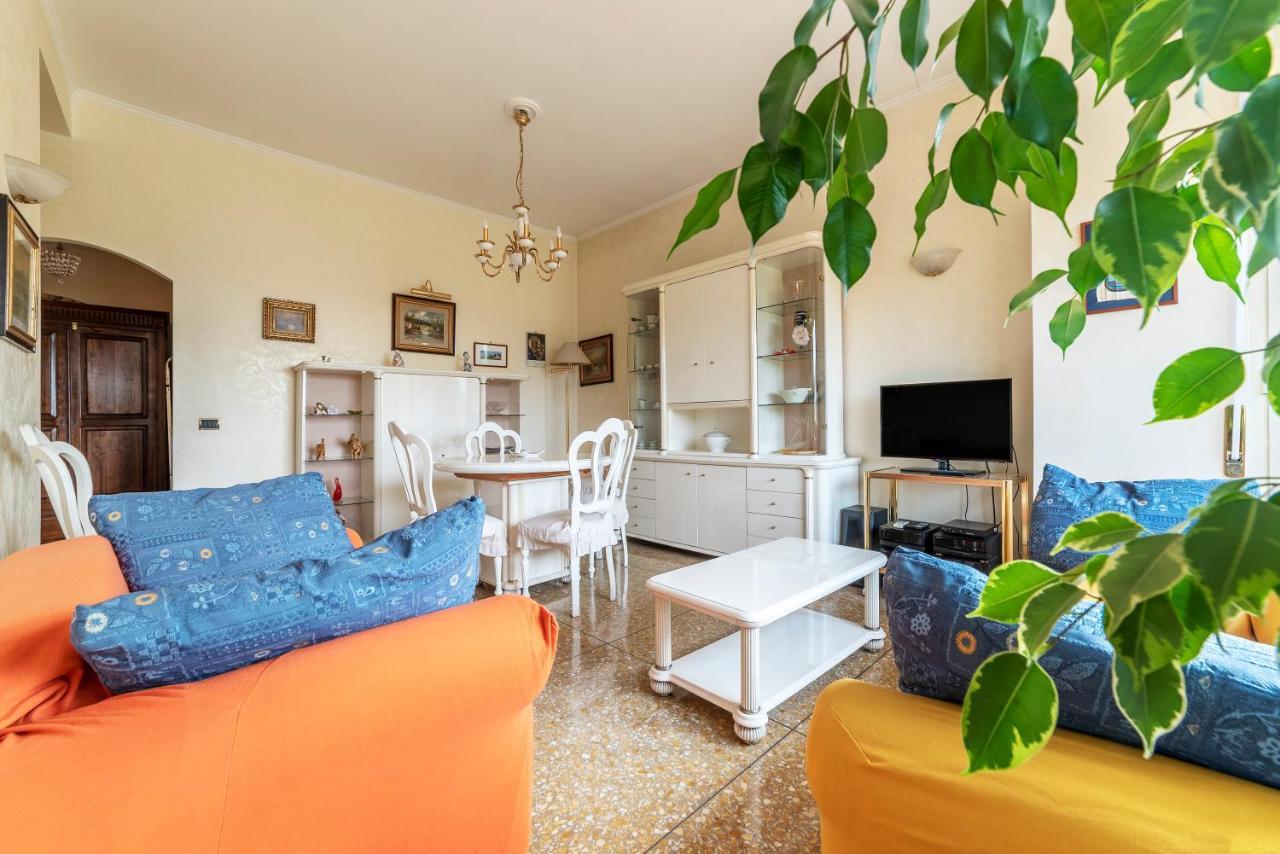 Monteverde Roomy Apartment Sun And Flowers Rom Exterior foto
